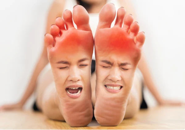 Illustration expressing the discomfort of tired, aching feet